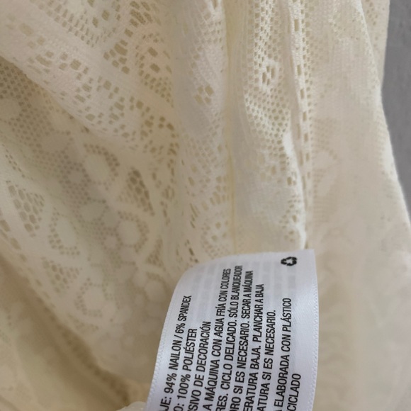 Xhilaration High Neck Lace Sheath Dress with Lining and Adjustable Straps - Picture 5 of 11